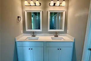 638 Stovall, Palacios, TX 77465 - Photo 25