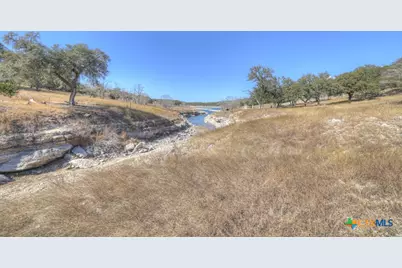 995 Five Oaks Circle, Canyon Lake, TX 78133 - Photo 33