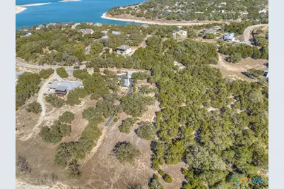 995 Five Oaks Circle, Canyon Lake, TX 78133 - Photo 21