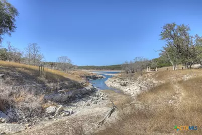 995 Five Oaks Circle, Canyon Lake, TX 78133 - Photo 35