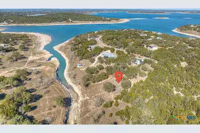 995 Five Oaks Circle, Canyon Lake, TX 78133 - Photo 9