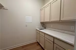 10806 Campsite Cv, Temple, TX 76502 - Photo 11