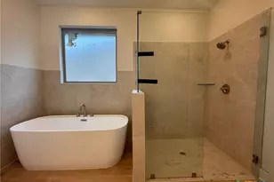 10806 Campsite Cv, Temple, TX 76502 - Photo 15