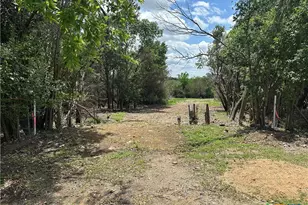 126 Cottonwood Dr, Gatesville, TX 76528 - Photo 3