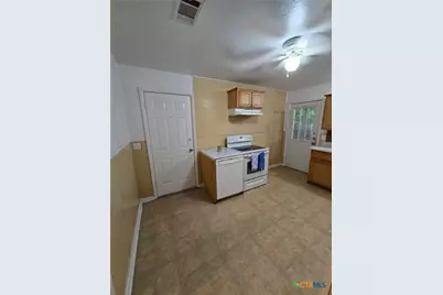 401 Veterans Avenue, Copperas Cove, TX 76522 - Photo 7