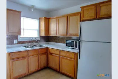 401 Veterans Avenue, Copperas Cove, TX 76522 - Photo 9