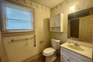 503 Dunn St, Yoakum, TX 77995 - Photo 17