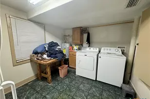 503 Dunn St, Yoakum, TX 77995 - Photo 11