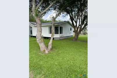 76 College, Placedo, TX 77977 - Photo 13