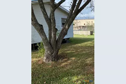76 College, Placedo, TX 77977 - Photo 17