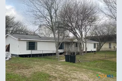76 College, Placedo, TX 77977 - Photo 3
