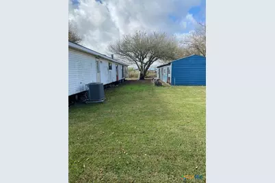 76 College, Placedo, TX 77977 - Photo 15