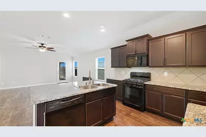 2574 McCrae, New Braunfels, TX 78130 - Photo 33