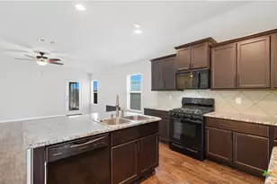 2574 McCrae, New Braunfels, TX 78130 - Photo 33