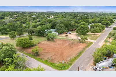 338 E Stonecastle Drive, Granite Shoals, TX 78654 - Photo 5