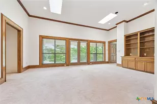 640 Woodlake Dr, Mcqueeney, TX 78123 - Photo 27