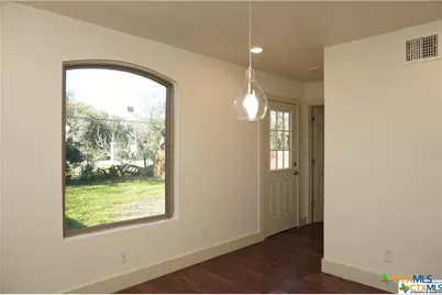 1017/1019 Haynes Street #7, San Marcos, TX 78666 - Photo 7