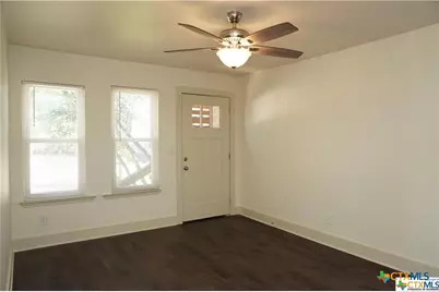 1017/1019 Haynes Street #7, San Marcos, TX 78666 - Photo 3