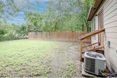 1017/1019 Haynes Street #7, San Marcos, TX 78666 - Photo 27