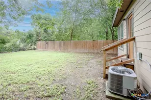 1017/1019 Haynes St, San Marcos, TX 78666 - Photo 27