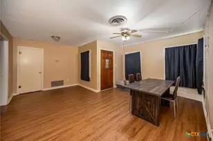 911 S Wells St, Edna, TX 77957 - Photo 13