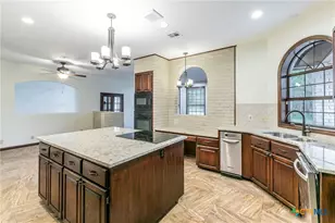 50 Spur Dr, Belton, TX 76513 - Photo 7