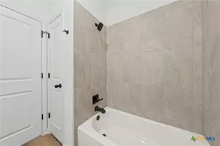 7810 Timber Holw Ln, Temple, TX 76502 - Photo 21