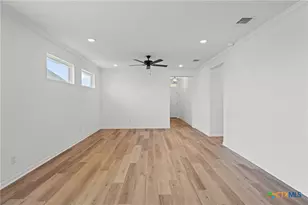 7810 Timber Holw Ln, Temple, TX 76502 - Photo 11