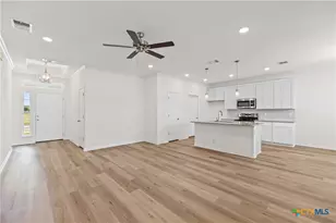7806 Timber Holw Ln, Temple, TX 76502 - Photo 5