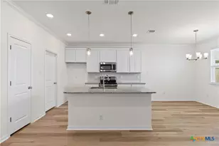 7806 Timber Holw Ln, Temple, TX 76502 - Photo 7