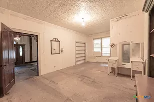 204 Ave F, Shiner, TX 77984 - Photo 19