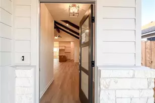 114 Raindance Ct, Victoria, TX 77904 - Photo 7