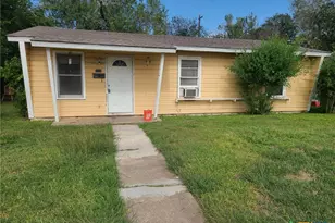 3204 Oaklawn St, Victoria, TX 77901 - Photo 1