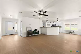 2115 Blackhawk Loop, Belton, TX 76513 - Photo 5