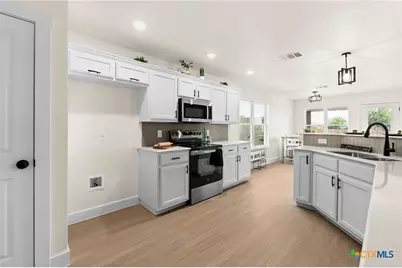 2115 Blackhawk Loop, Belton, TX 76513 - Photo 9