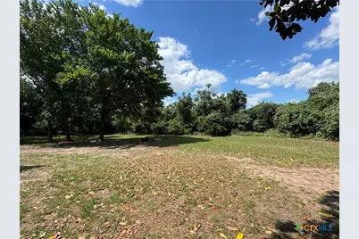 400 Grimes Street, Cuero, TX 77954 - Photo 5