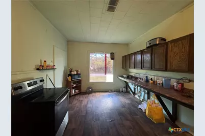 400 Grimes Street, Cuero, TX 77954 - Photo 7