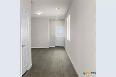 3013 Winding Creek Road, Kyle, TX 78640 - Photo 9