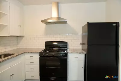 1005/1007 Haynes Street #7, San Marcos, TX 78666 - Photo 9