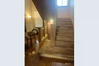 508 E Courthouse Street, Cuero, TX 77954 - Photo 3