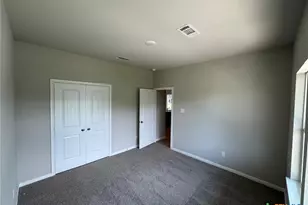 607 W Bayshore Dr, Palacios, TX 77465 - Photo 15