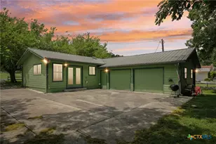 1890 Ponderosa Dr, New Braunfels, TX 78132 - Photo 3