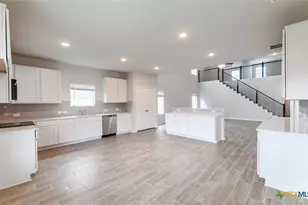 1240 Sweden, Seguin, TX 78155 - Photo 11