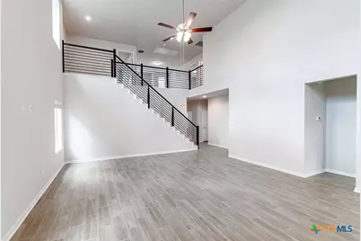 1240 Sweden, Seguin, TX 78155 - Photo 7