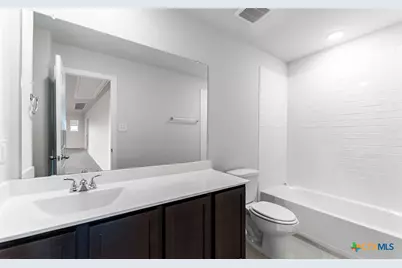 1232 Sweden, Seguin, TX 78155 - Photo 17