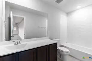 1232 Sweden, Seguin, TX 78155 - Photo 17