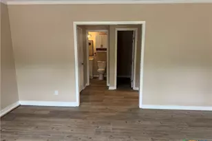 1315 S 51st St, Temple, TX 76504 - Photo 7