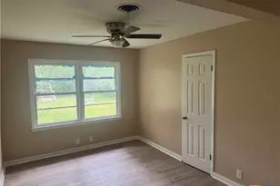 1315 S 51st St, Temple, TX 76504 - Photo 15