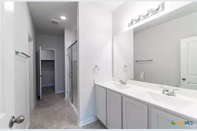 1216 Sweden, Seguin, TX 78155 - Photo 11