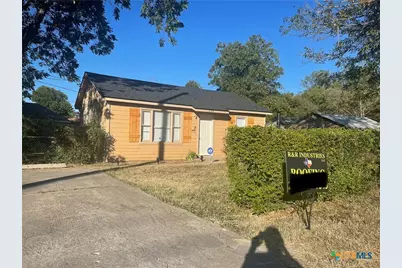 704 E Ave N, Temple, TX 76504 - Photo 1